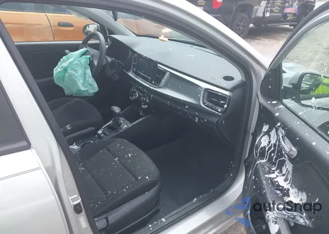 2020 Kia Rio Lx z USA, uszkodzony, nr VIN 3KPA24AD9LE268306